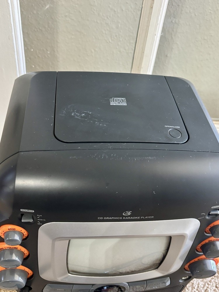GPX Karaoke Party Machine JM332B plus CD+Gs