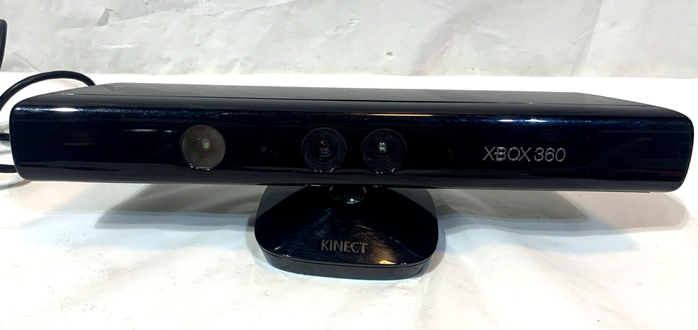 Microsoft ~ Xbox 360 Kinect ~ Wired Motion Sensor ~ Black