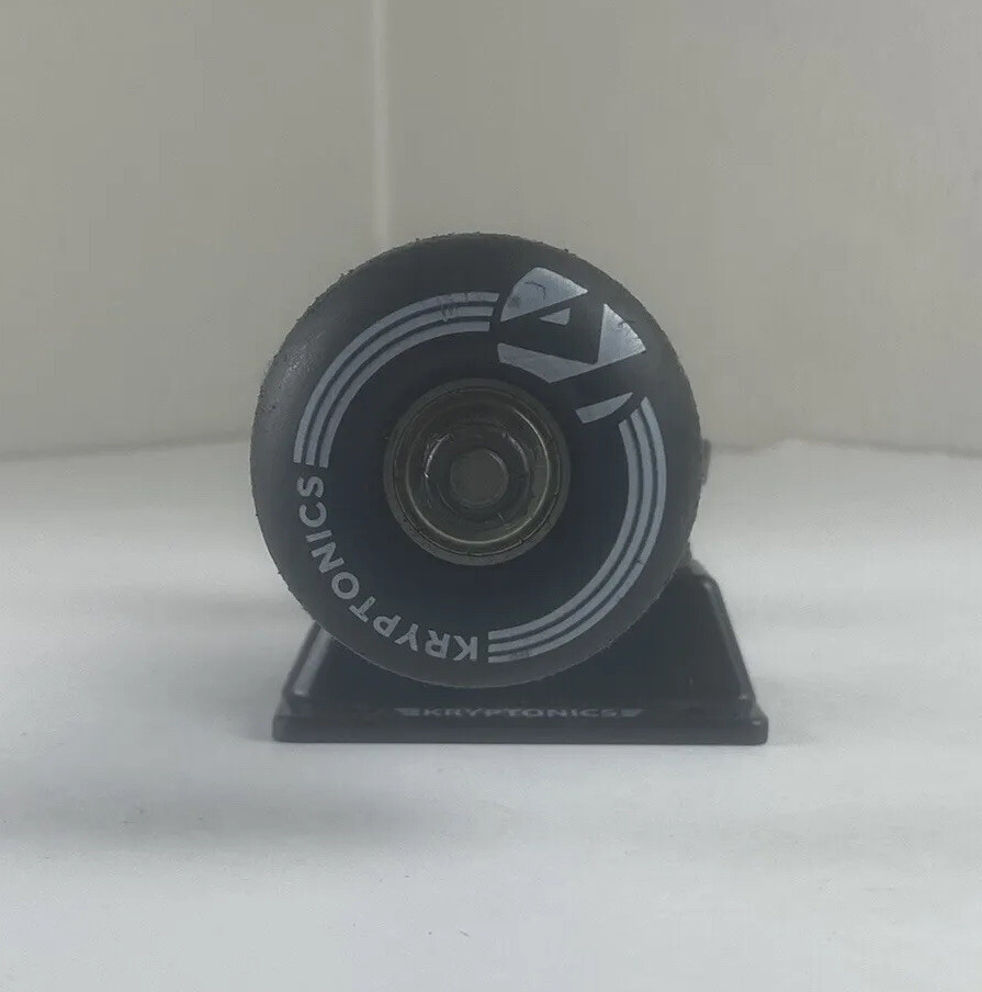 Kryptonics Skateboard Wheels With Trucks And Hardware Black