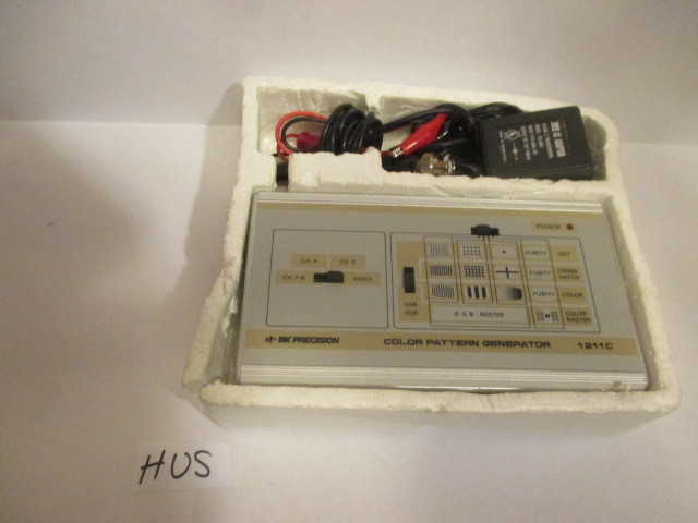 BK PRECISION COLOR PATTERN GENERATOR 1211C  B&K AA2