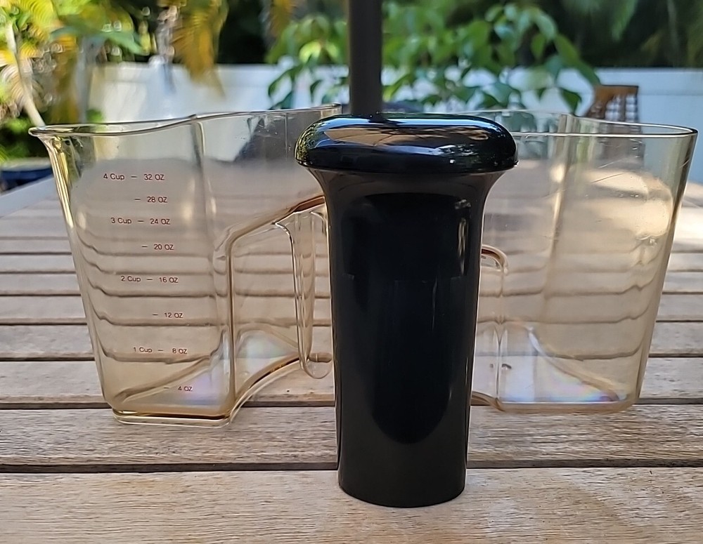 Omega Masticating Juicer Replacement Pulp Bin /Pitcher/ Pusher VRT330 VRT350.