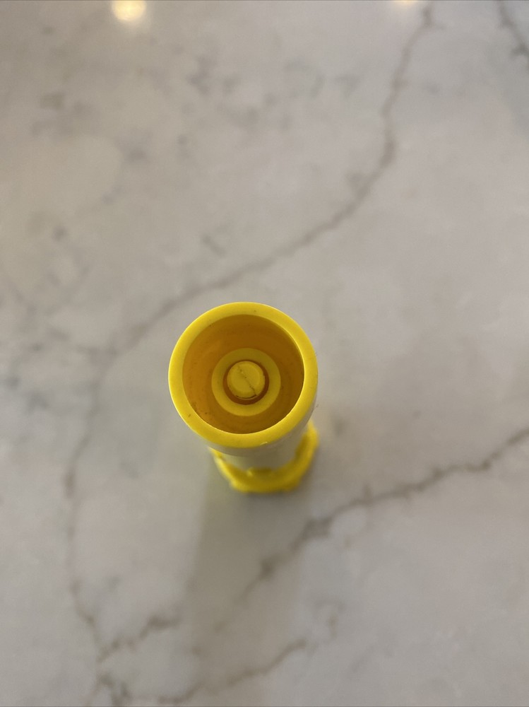 plastic adjustable spray nozzle,yellow 4”