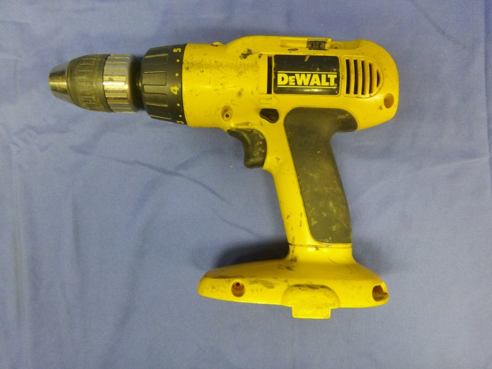 Dewalt 18v Power Tool Set Bundle, Hammer Drill, Reciprocating & Trim Saw & Case