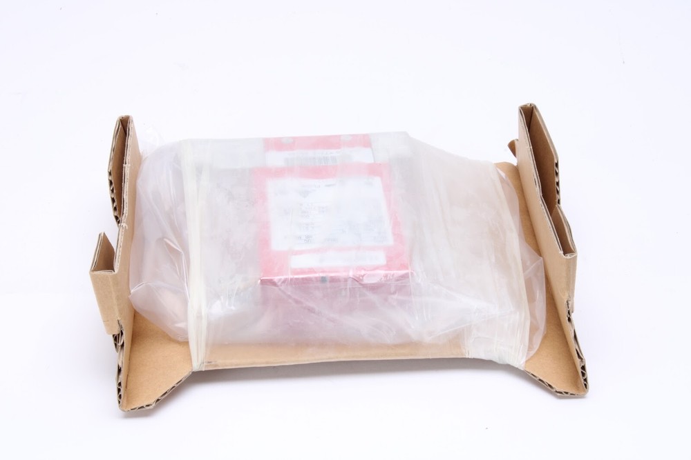 Horiba SEC-Z514MGX Mass Flow Controller - New Open Box