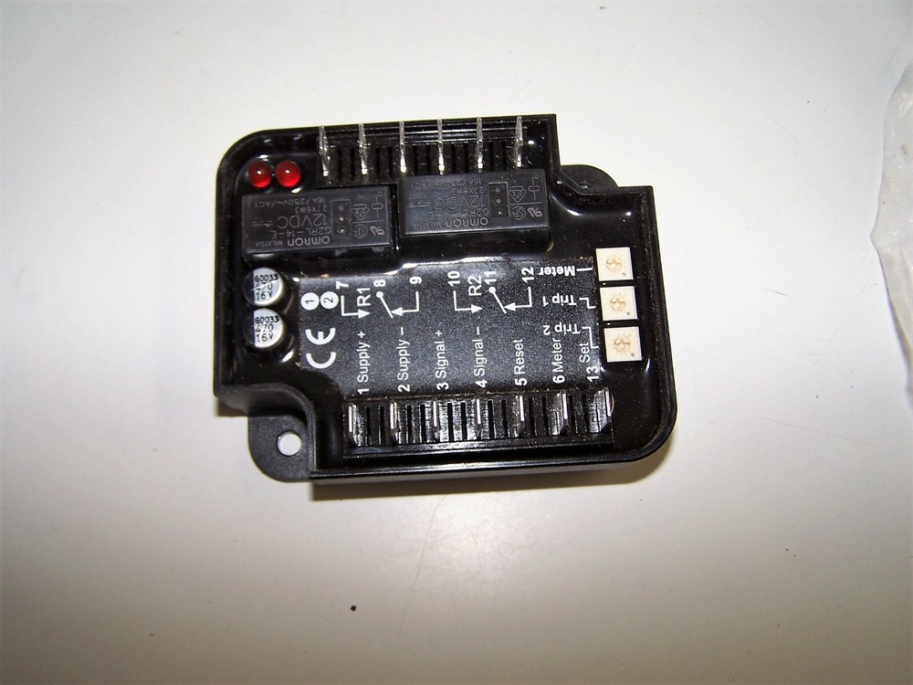 OMRON ELECTRONIC SPEED SWITCH  DYN3-60030