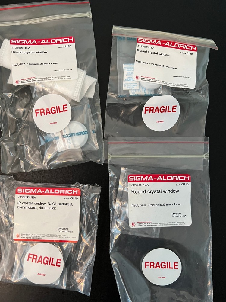 Sigma-Aldrich Round Crystal window Z123595-1EA