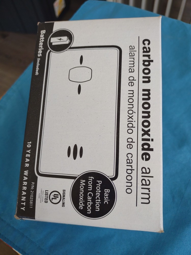 Basic  Kidde Carbon Monoxide oxide Alarm New Inbox With Batteries