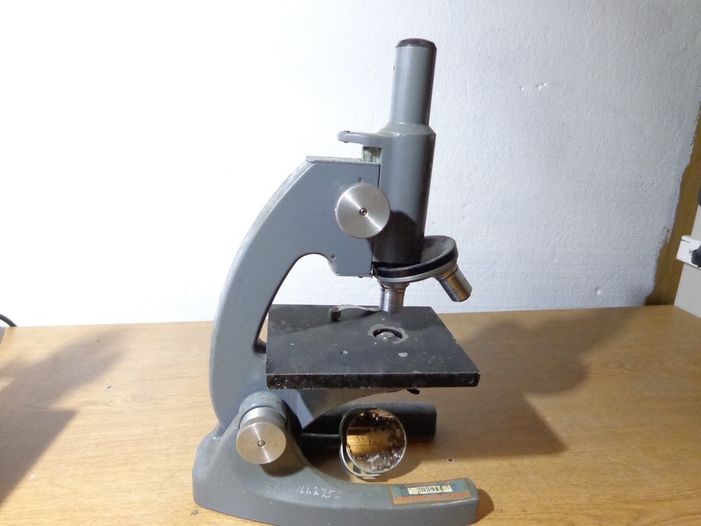 BAUSCH & LOMB STA STUDENT MICROSCOPES WITH 2 OBJECTIVE LENS