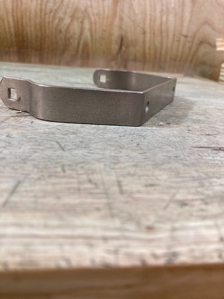 Coleman 4A Gas Iron - Handle Bracket