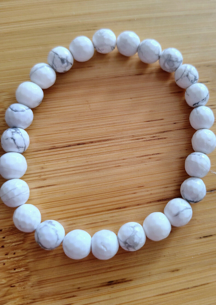 Howlite crystal bracelet