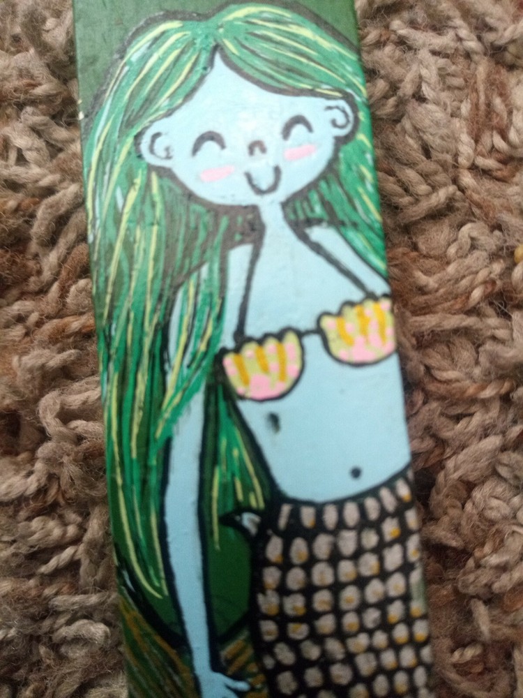 Hand Painted Mermaid Magnet Gd Bolt