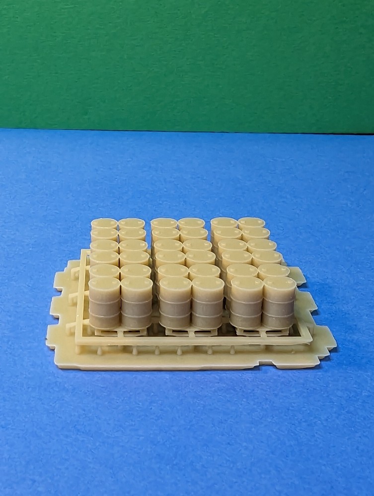 Z Scale Pallets with 55 gallon barrels on them