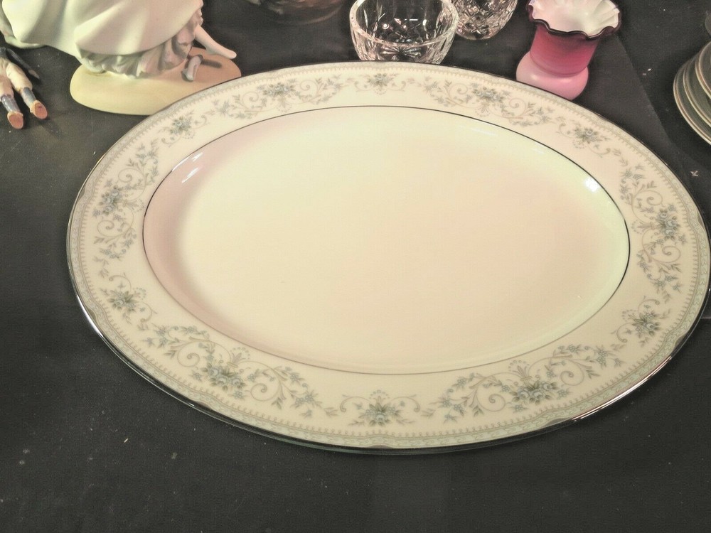 Noritake Colburn #6107 13-3/4" Oval Serving Platter