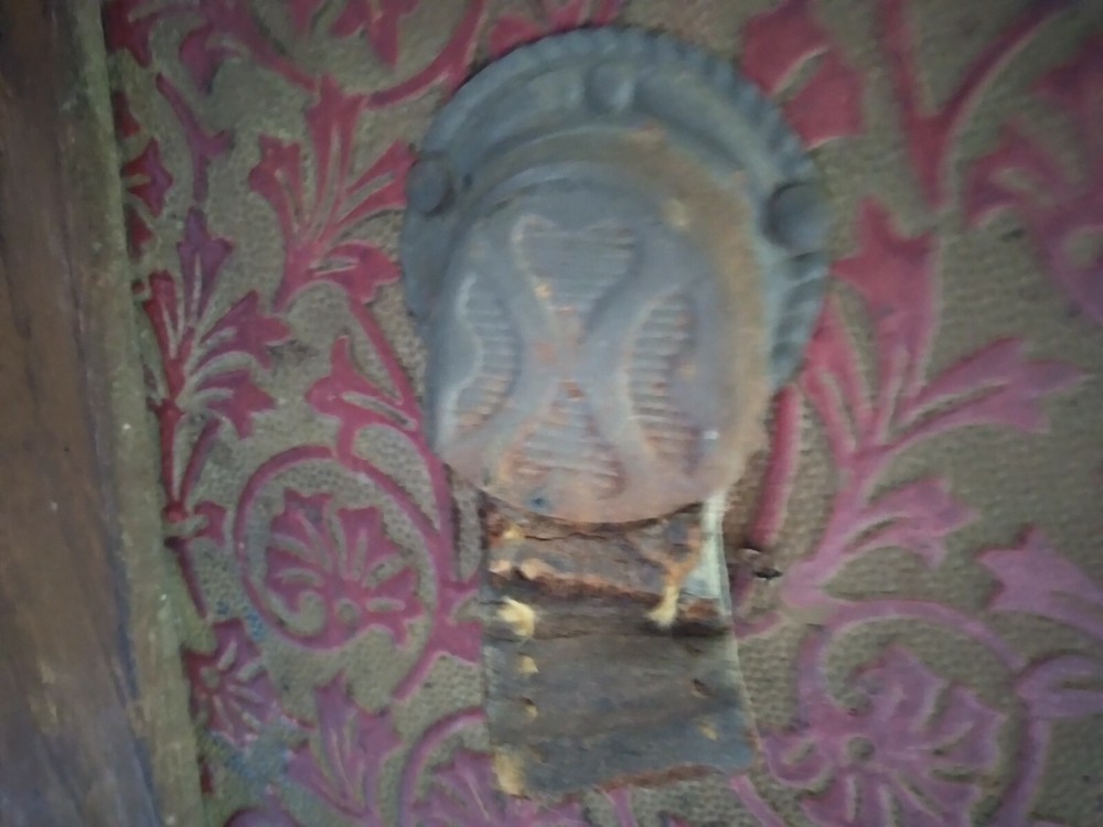 steamer trunk antique