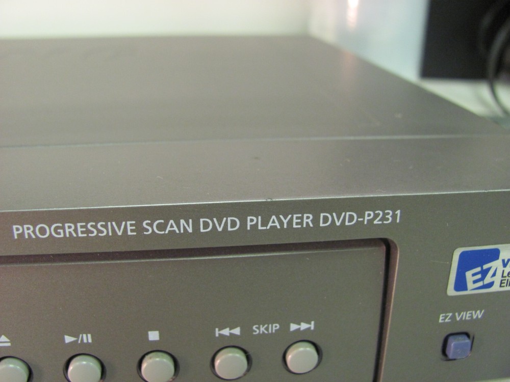 Samsung DVD-P231 DVD Player Progressive Scan No Remote TESTED