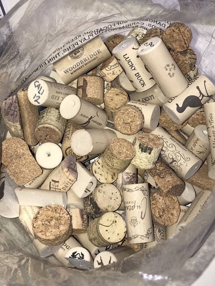 👒Corks~ Assorted ~Some Cut ~ Some Whole Pieces~Crafts~