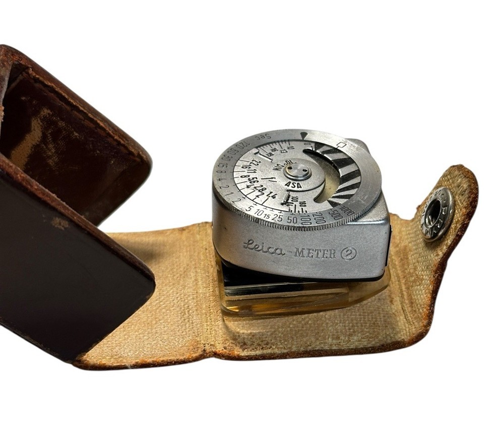 Vintage Leica-METER 2 Light Meter w/ Original Leather Case - UNTESTED / As-Is