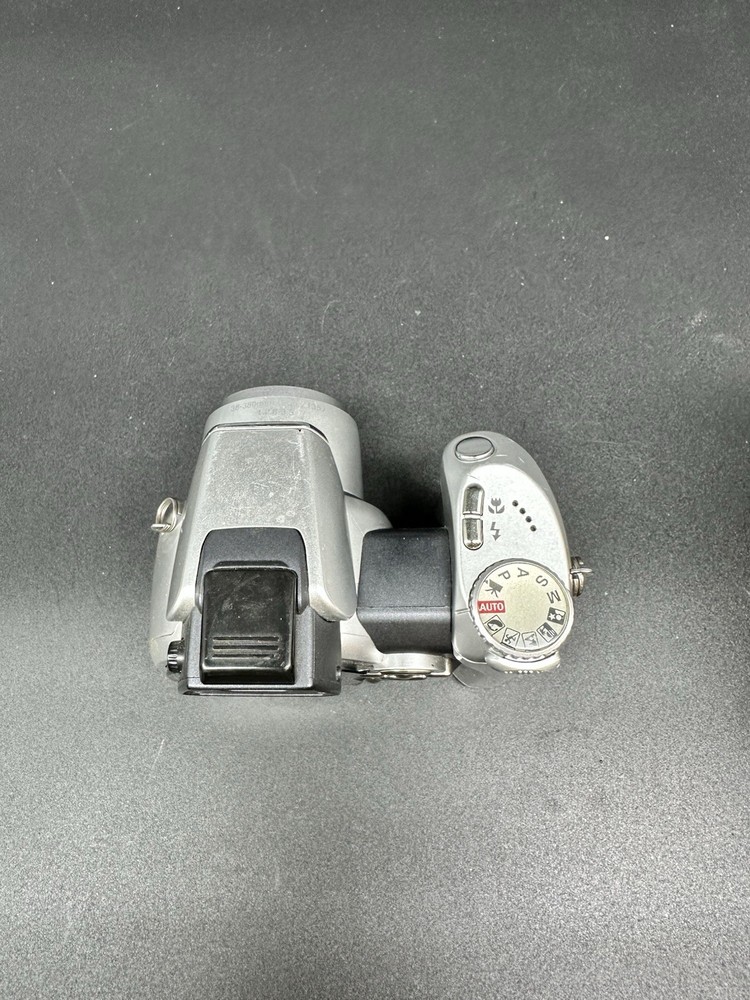 KONICA MINOLTA DIMAGE Z1 3.2MP Digital Camera, Silver - Tested