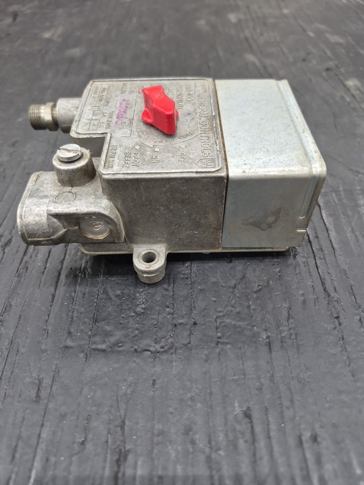 ITT A100 Thermopilot Relay A100G543