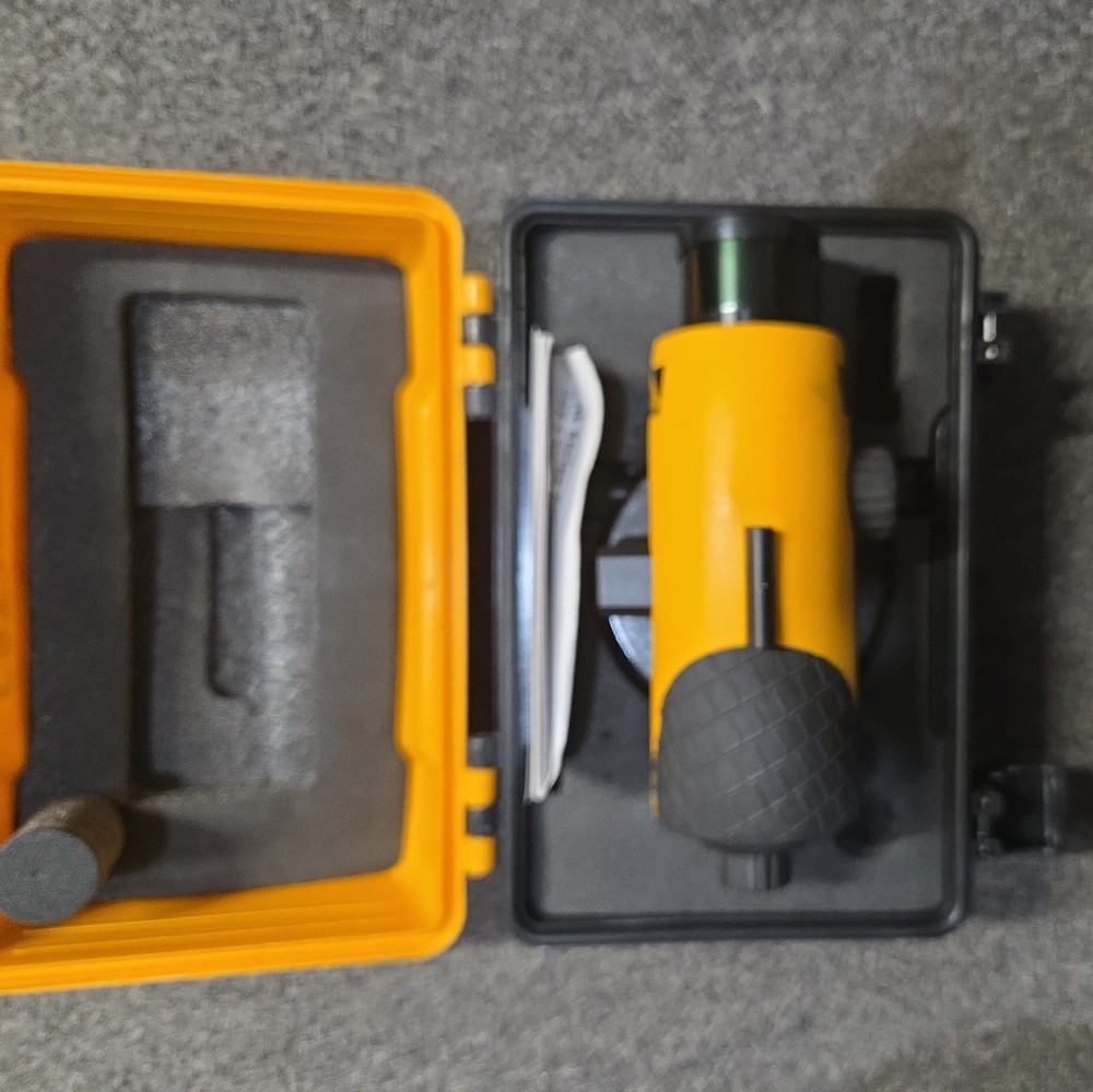 CST/Berger 24X Automatic Level w/ Hard Case - See Notes