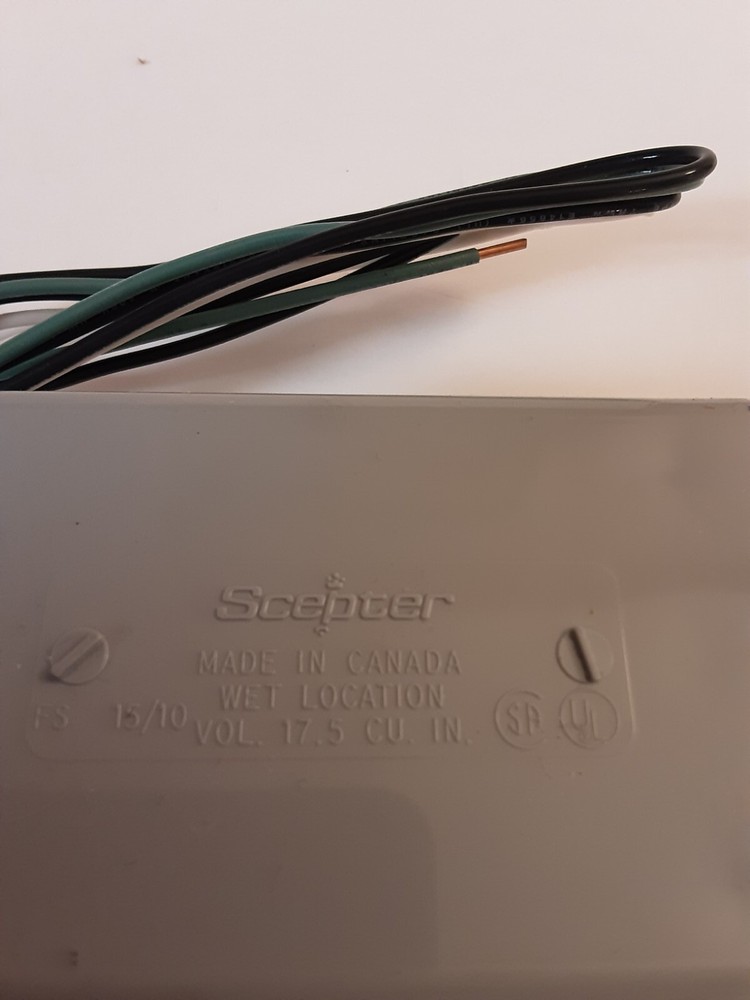 Vintage Scepter E Clips Transient Voltage Surge Suppressor Model 240H