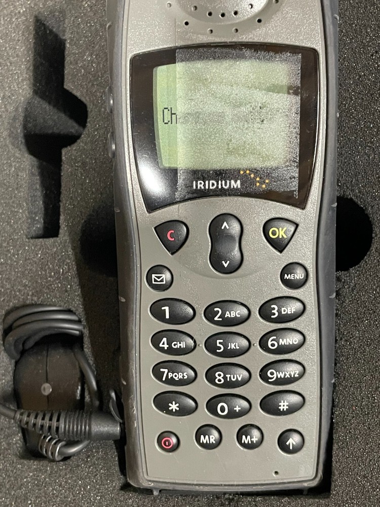 Iridium 9505a Satellite Phone with extras