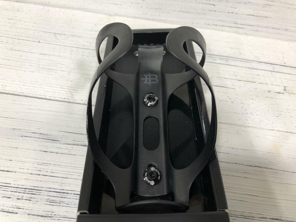 Black Inc Carbon Water Bottle Cage (Black)