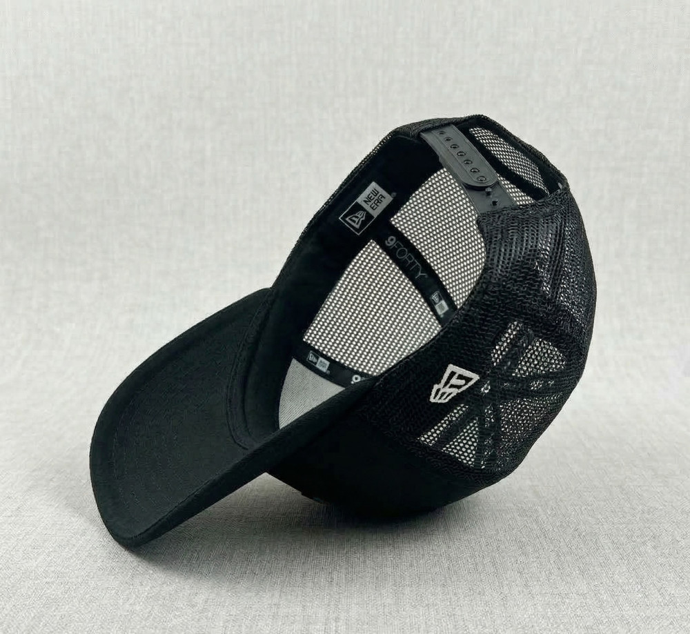 FedEx Trucker Hat Cap Black Mesh Adjustable Snapback Logo - Embroidered Cap
