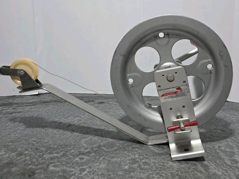 Riviera Deep Troller Manual Downrigger Short arm W/wire