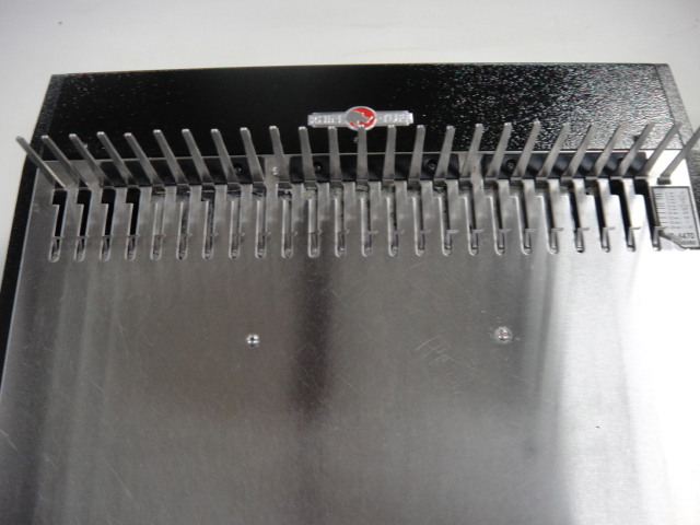 Rhin-O-Tuff HD4470, Plastic Comb Opener