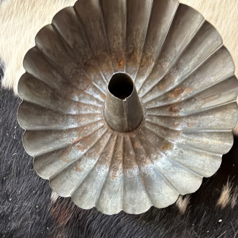 Vintage Metal Bundt Ring Cake Pan Silver Gray Fluted Bakeware