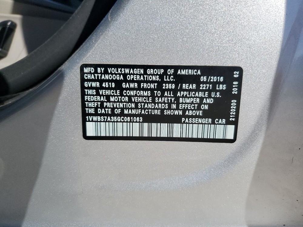 Console Front Floor Fits 16-19 PASSAT 4882715