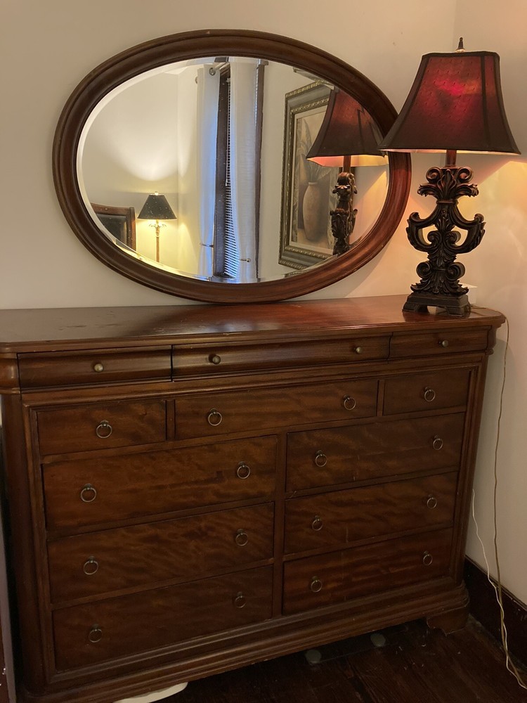 Bedroom Equipment-Retro Style