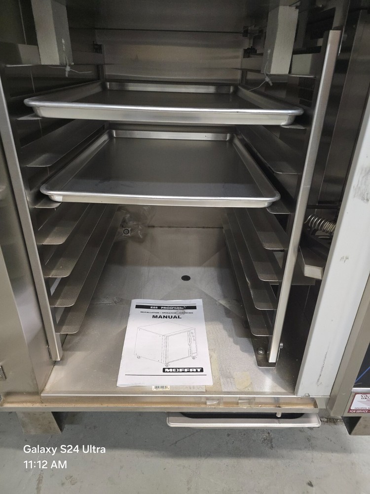 MOFFAT 85-8 Turbofan Half Size Oven