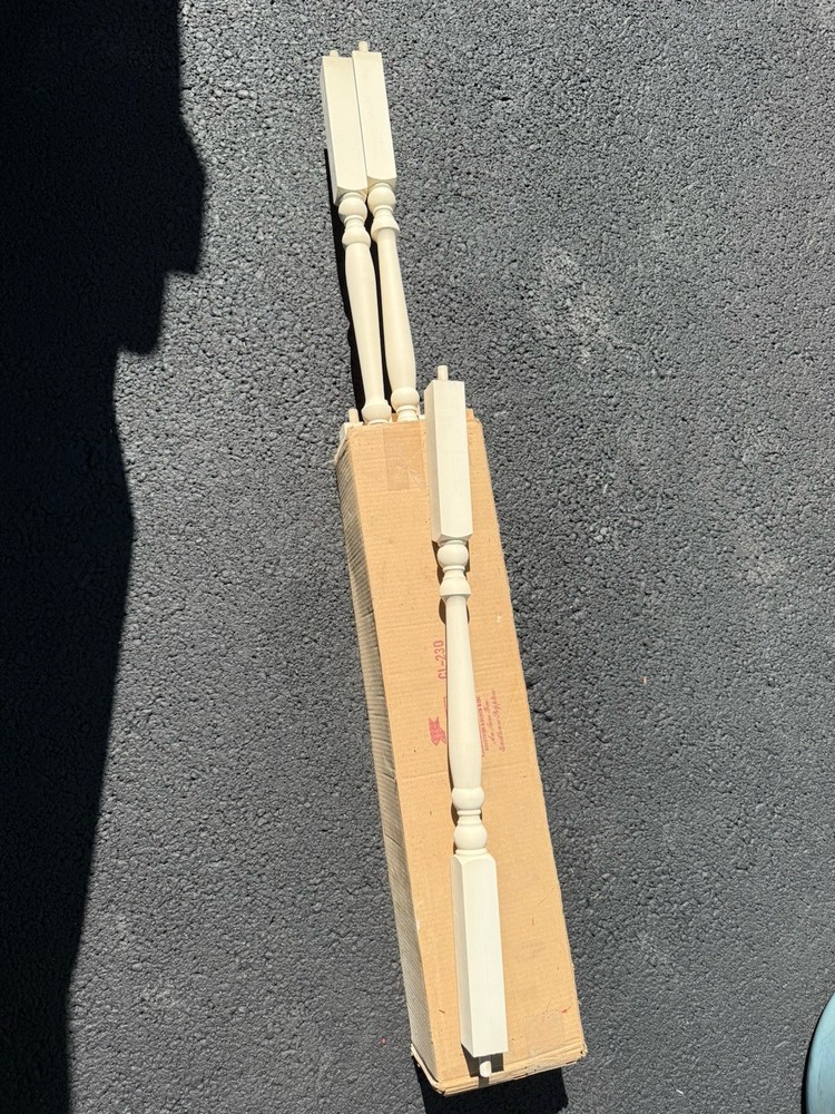 Hemlock 32inches Spindles