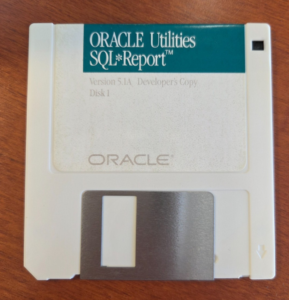 1987 Oracle Database Installation Software 3.5" Discs Total of 11 Discs