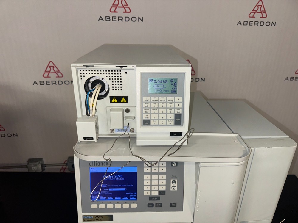 Waters e2695 Separations Module 2489 UV Detector HPLC System #18143