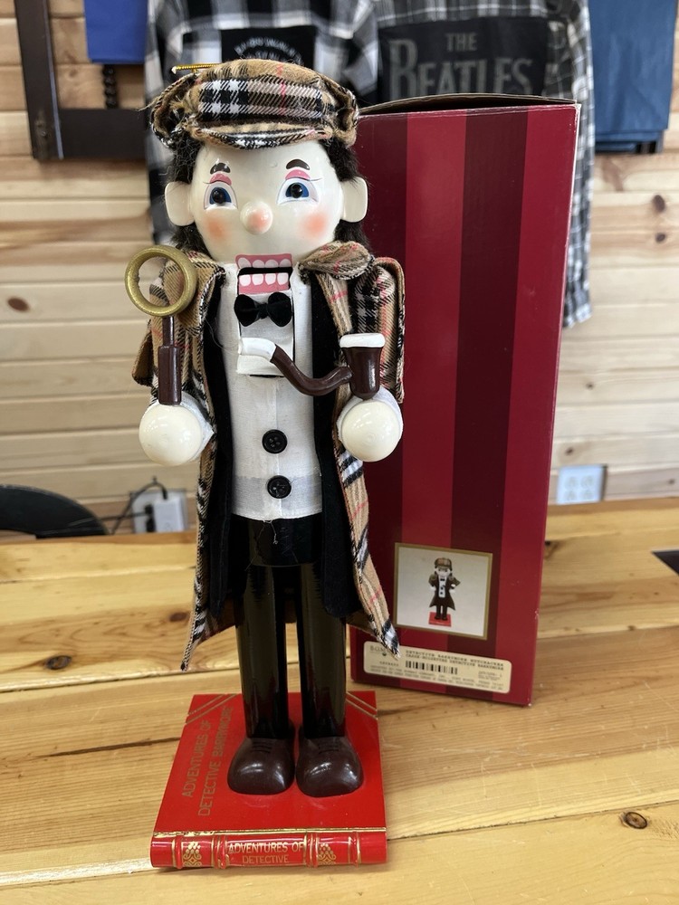 Bombay - Detective Barrymore Nutcracker with Box