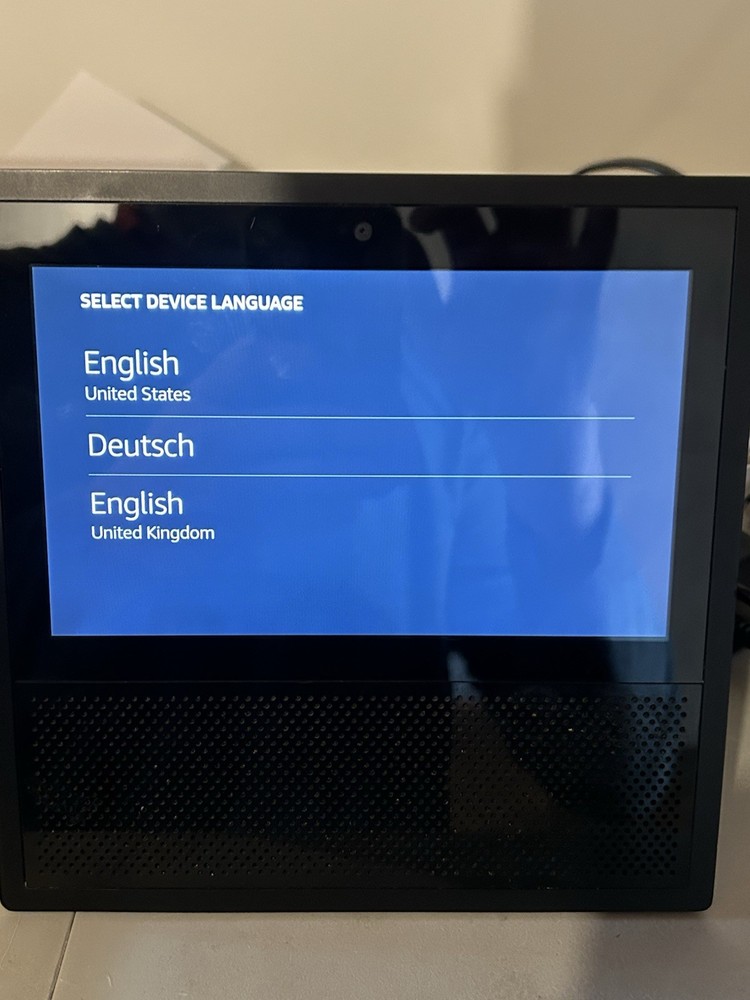Amazon Echo Show 1st Gen Smart Speaker - Tested (MW46WB)