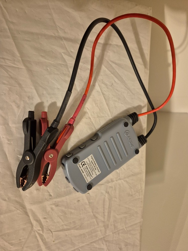 Digital Battery Analyzer Argus Analyzers AA300 with Case