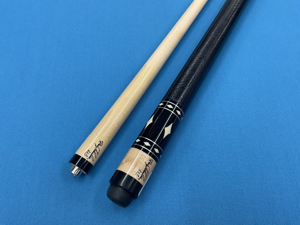 SCHULER POOL CUE PL7