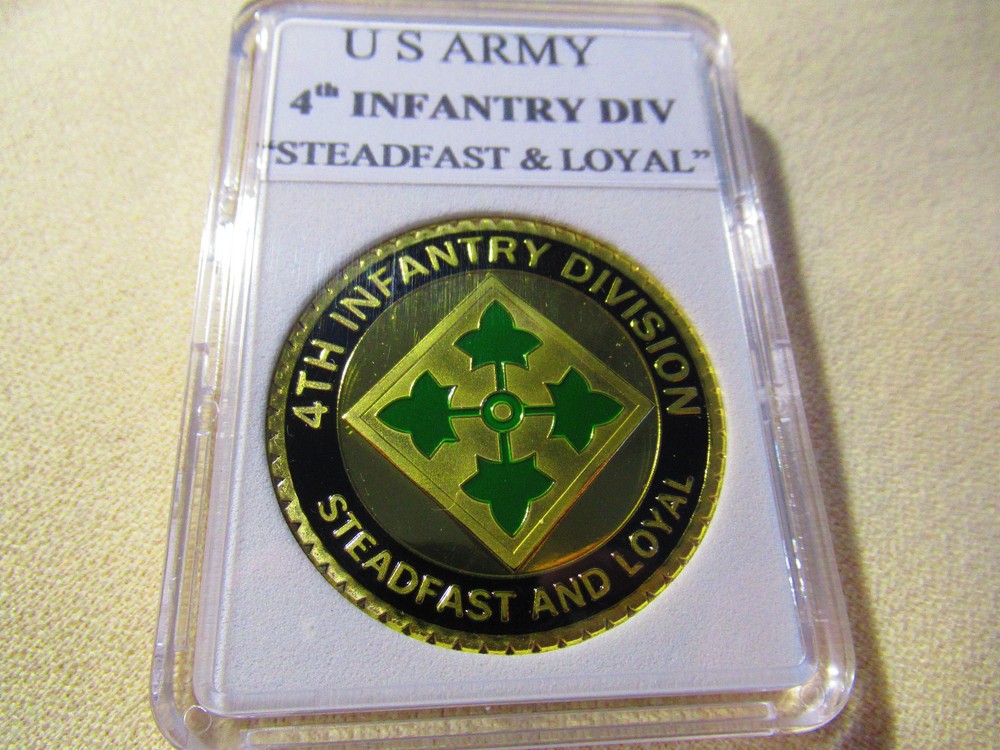 US ARMY 4th INFANTRY DIVISION Challenge Coin