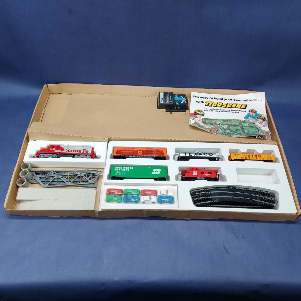 Vintage Tyco Rail Master 72 Piece Train Set