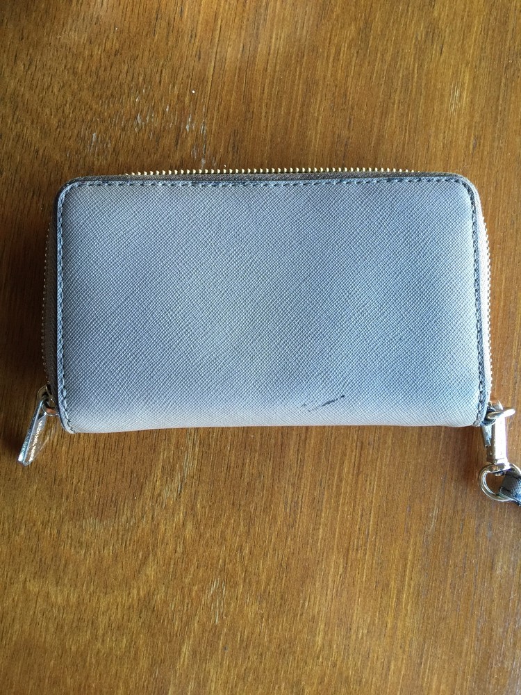 AUTH MICHAEL KORS BROWN LEATHER PHONE CASE MSRP $148.00