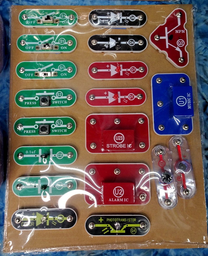 Snap Circuits Rover Kit & Snap Circuits LIGHT