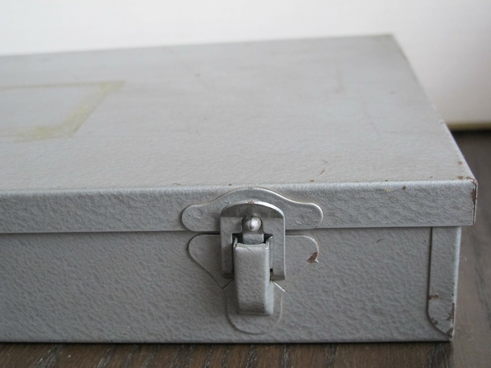 Vintage Microscope Glass Slides Box Case - Solid Metal - 150 Pieces Storage