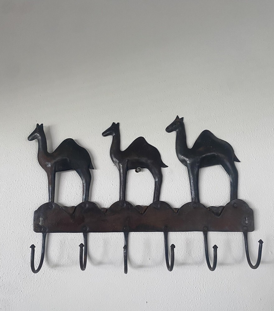 Metal Camel Coat hanger