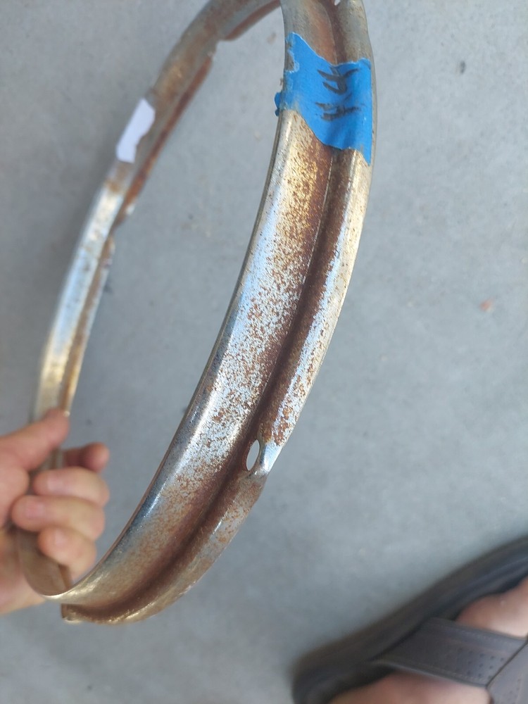 Used 12" 6 hoop rusty
