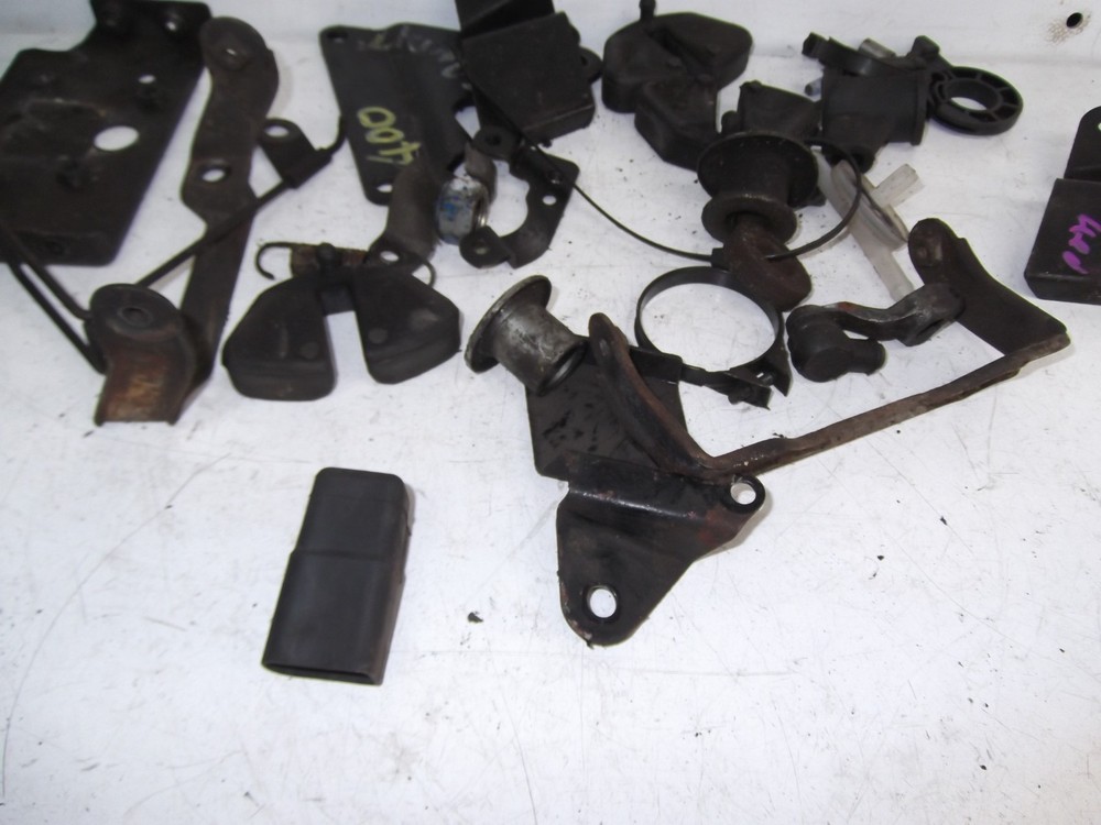 SUZUKI GSF400 BANDIT BRACKETS AND BITS