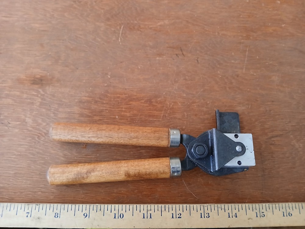 Lee Bullet Mold #90472 - NOS